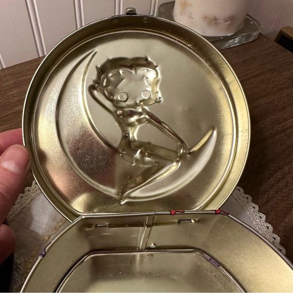 2001 Betty Boop Tin Lunch Box Purse Purple & Yellow Moon - King Features Synd. - Picture 5 of 12